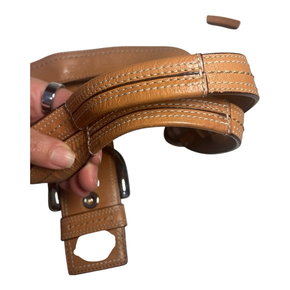 Coach Soho Small Leather Hobo Bag White Tan Buckle Shoulder Bag - Picture 5 of 12